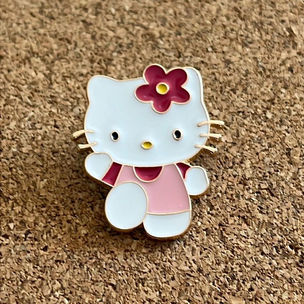 🔥3/$12 - Enamel Pin - Hello Kitty